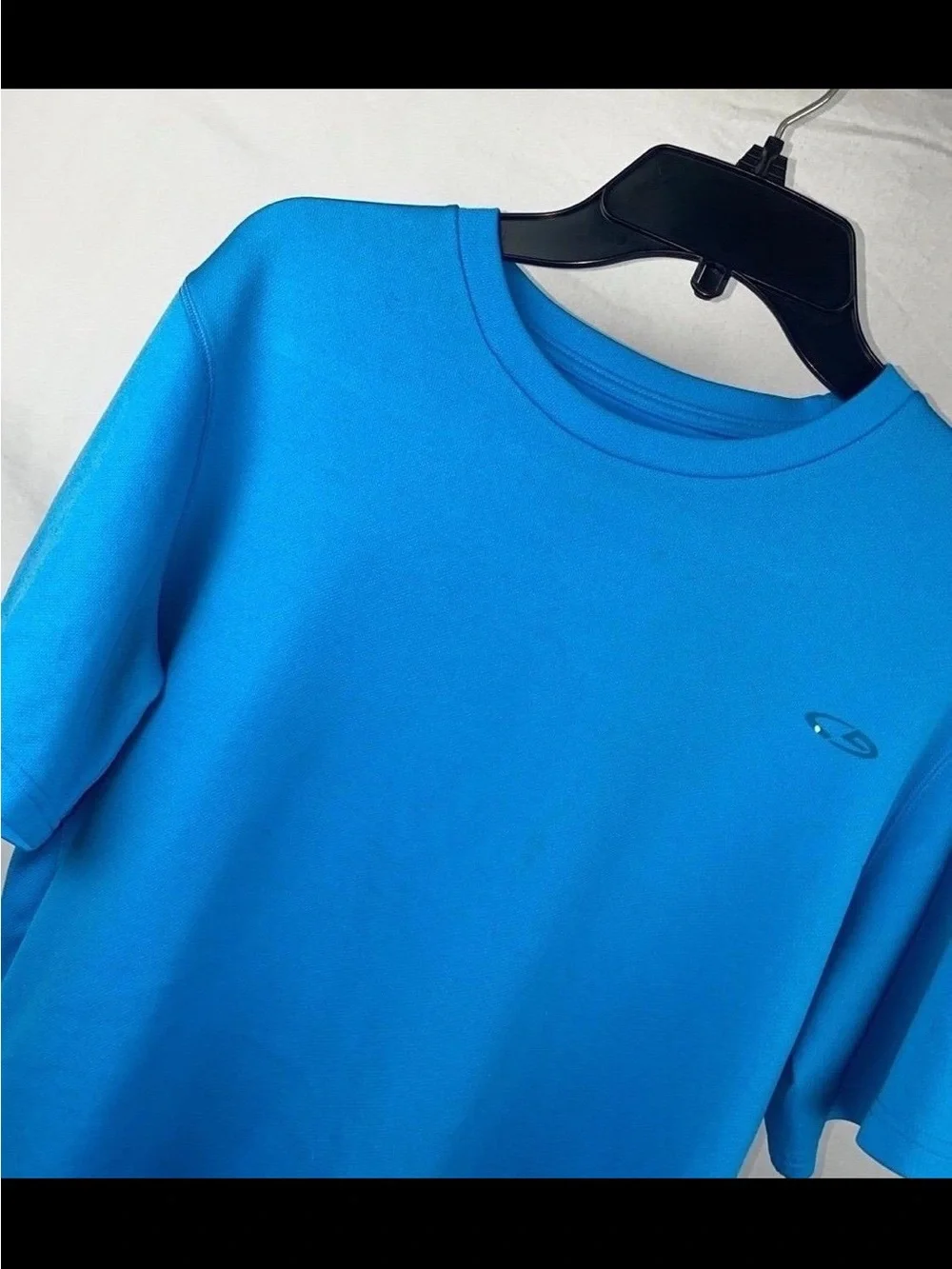 Champion Tshirt - Picture 10 of 12